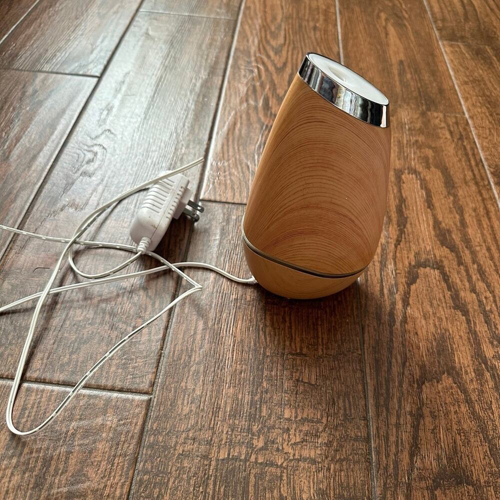 Aromatherapy Diffuser - Picture 3 of 3